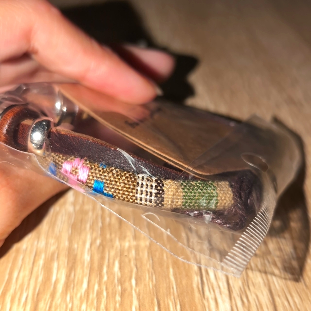Bracelet - Picture 3 of 3